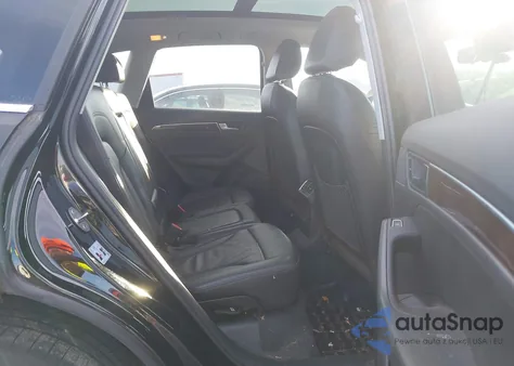 2016 Audi Q5 2.0T Premium z USA, uszkodzony, nr VIN WA1C2AFP5GA077317